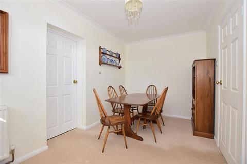 174 Shirehall Road, Dartford, DA2 7SW