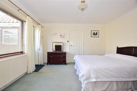174 Shirehall Road, Dartford, DA2 7SW