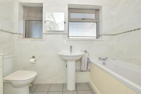 174 Shirehall Road, Dartford, DA2 7SW