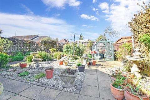 174 Shirehall Road, Dartford, DA2 7SW