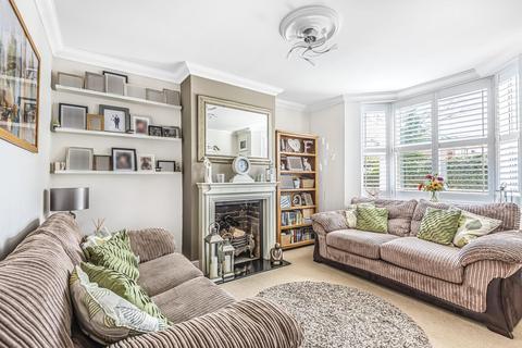 8 Hare Lane, Godalming, GU7 3EE