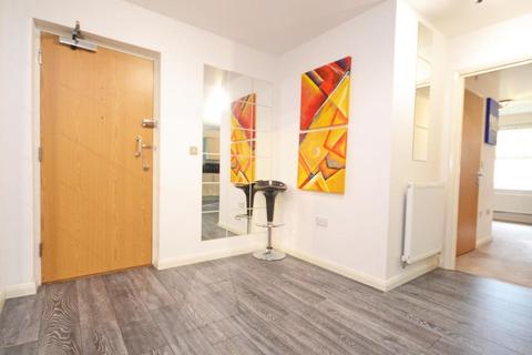 5 Meadowbank Close, Isleworth, TW7 4FB