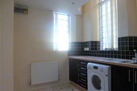 2 bedroom flat to rent, High Street, Highley, Bridgnorth, WV16