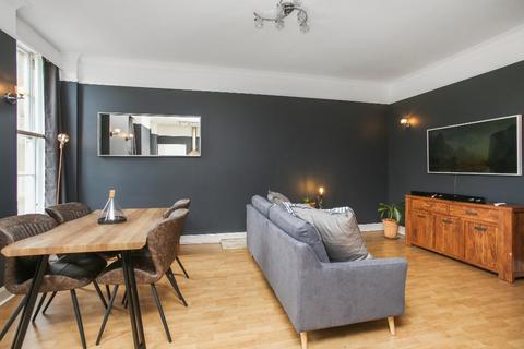 2 bedroom flat to rent, Hermitage Place, Leith Links, Edinburgh, EH6