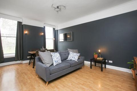 2 bedroom flat to rent, Hermitage Place, Leith Links, Edinburgh, EH6