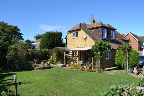 Street Farm House High Street, St Margarets At Cliffe, Dover, CT15 6AX