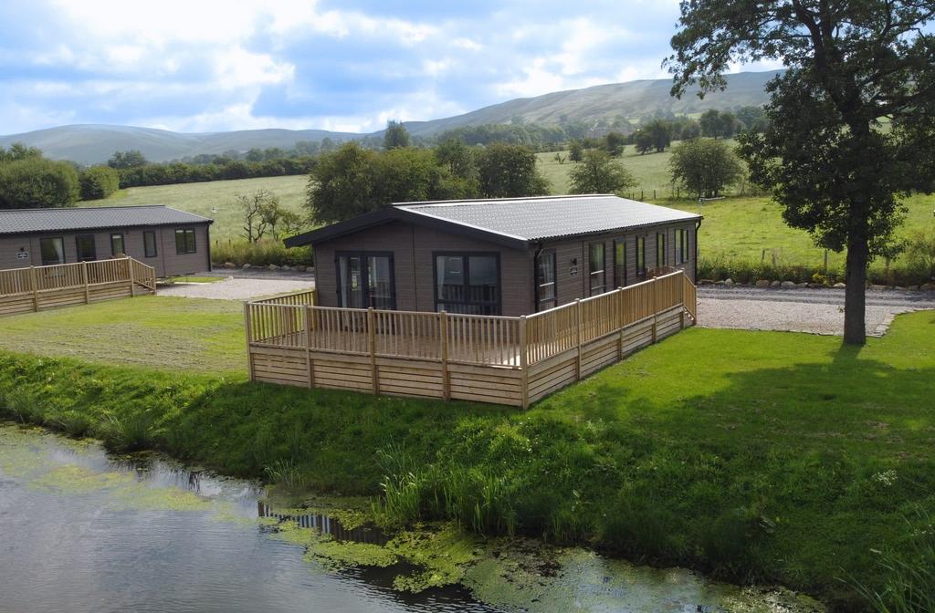 Newton Upon Derwent East Riding of Yorkshire 2 bed lodge for sale £
