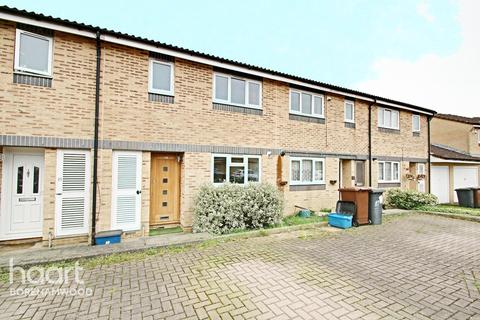 18 Coopers Crescent, Borehamwood, WD6 5RF