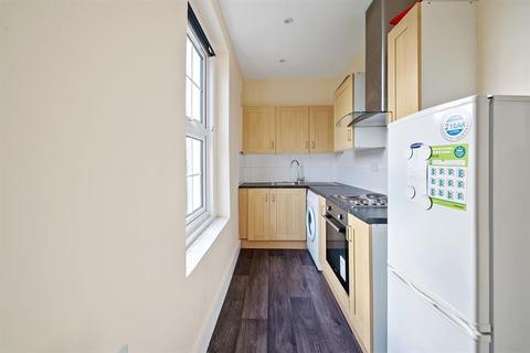 2 bedroom flat for sale - Albion Road, London, N16