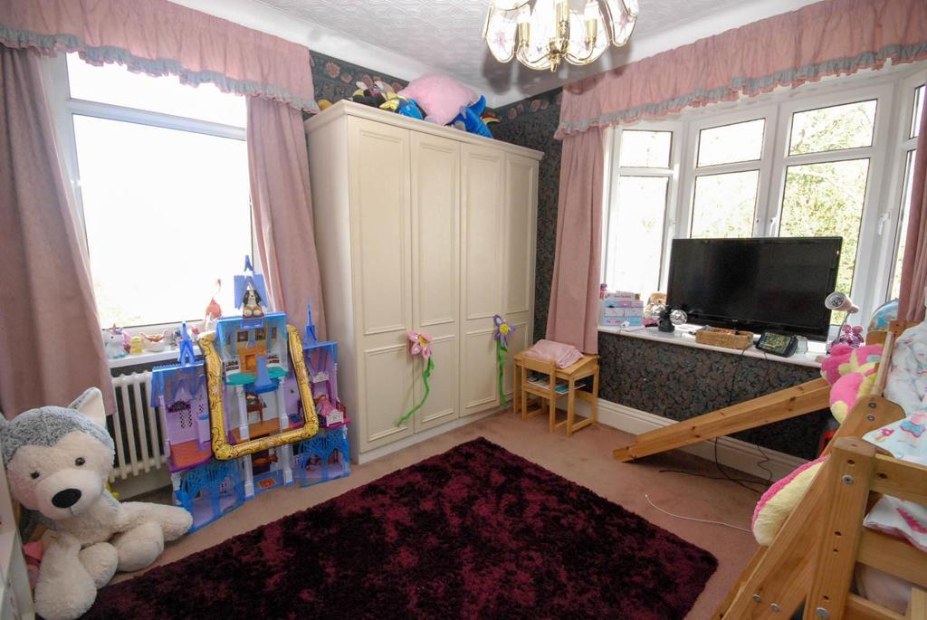 Rear Bedroom