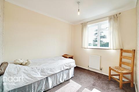 51 Allectus Way, Witham, CM8 1NZ
