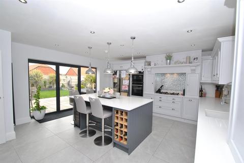 65 Dray Gardens, Buntingford, SG9 9GG