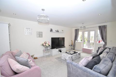 65 Dray Gardens, Buntingford, SG9 9GG