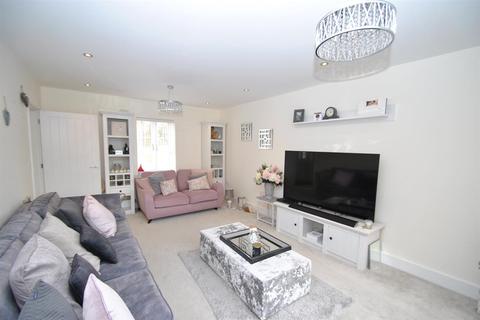 65 Dray Gardens, Buntingford, SG9 9GG