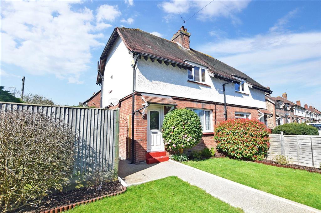 Shipbourne Road, Tonbridge, Kent 3 bed semidetached house for sale £