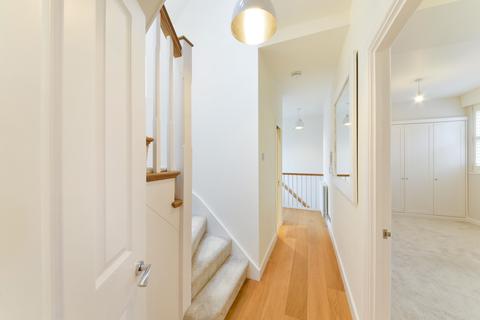 15 Bridewell Place, London, E1W 2PB