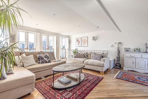 66 Bickersteth Road, London, SW17 9SQ