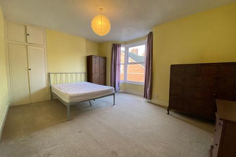 46 Rosebery Road, Exeter, EX4 6LT