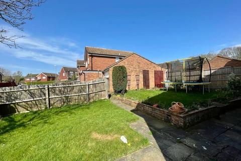 7 Cordon Close, Northampton, NN3 8PG