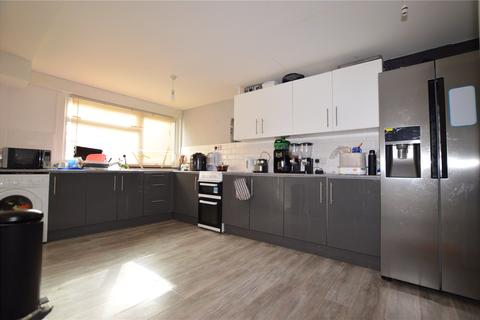 97 Methersgate, Basildon, SS14 2LX