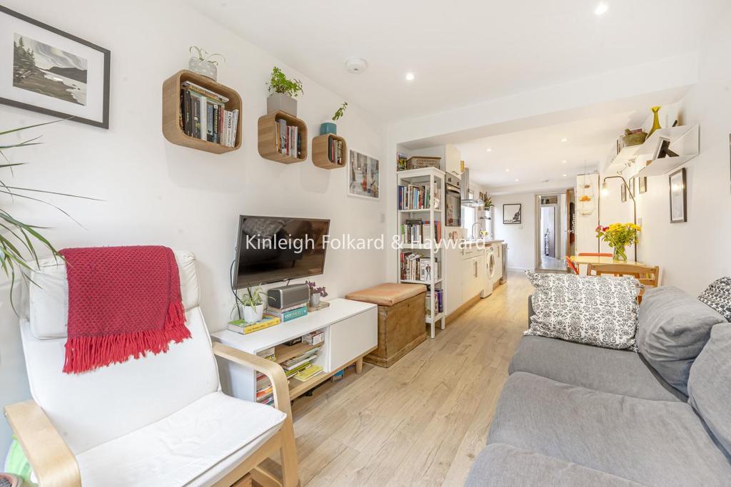 Burford Road, Catford 2 bed flat £375,000