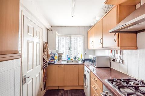 50 Glamis Crescent, Hayes, UB3 1QB