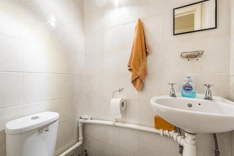 50 Glamis Crescent, Hayes, UB3 1QB
