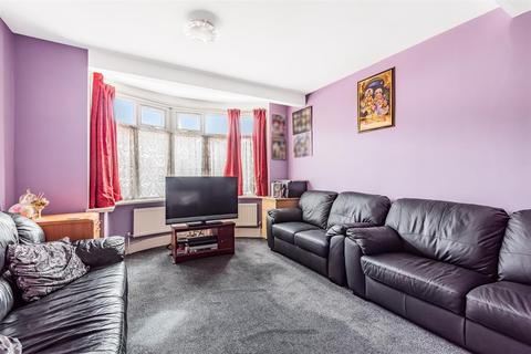 50 Glamis Crescent, Hayes, UB3 1QB