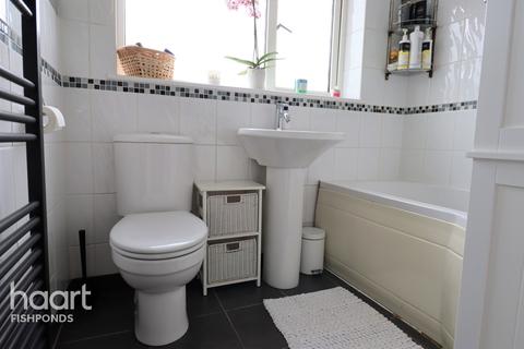 5 Chesham Way, Bristol, BS15 1UF