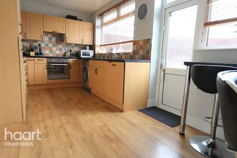 5 Chesham Way, Bristol, BS15 1UF