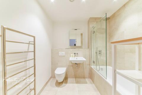 Flat 4, 31 Douro Street, London, E3 2TS