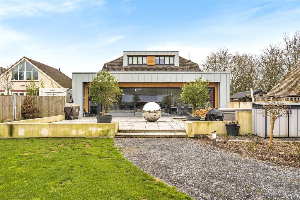 Allington Lane, West End... 6 bed detached house £1,250,000