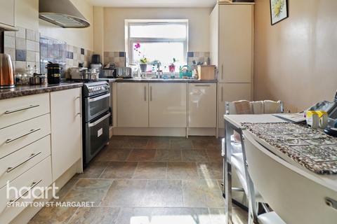 48 Boundary Close, Kingsdown, Swindon, SN2 7TL