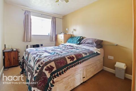 48 Boundary Close, Kingsdown, Swindon, SN2 7TL