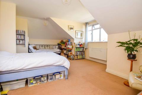 5, Meadow View The Packway, Larkhill, Salisbury, SP4 8FD