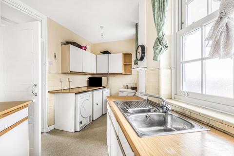 79 Aspen Gardens, London, W6 9JE