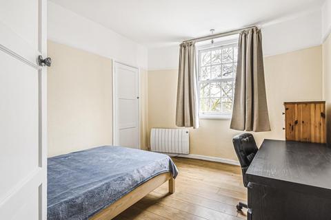 79 Aspen Gardens, London, W6 9JE