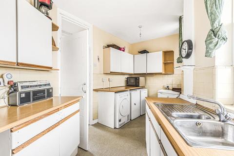 79 Aspen Gardens, London, W6 9JE