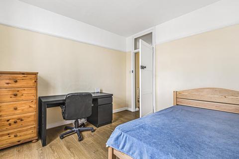 79 Aspen Gardens, London, W6 9JE