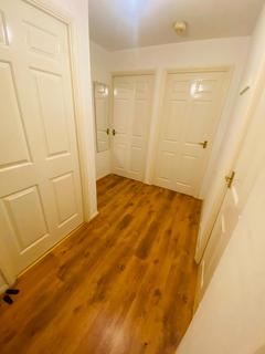 2 bedroom flat to rent, 16 Penard Road, Southall, Greater London, UB2