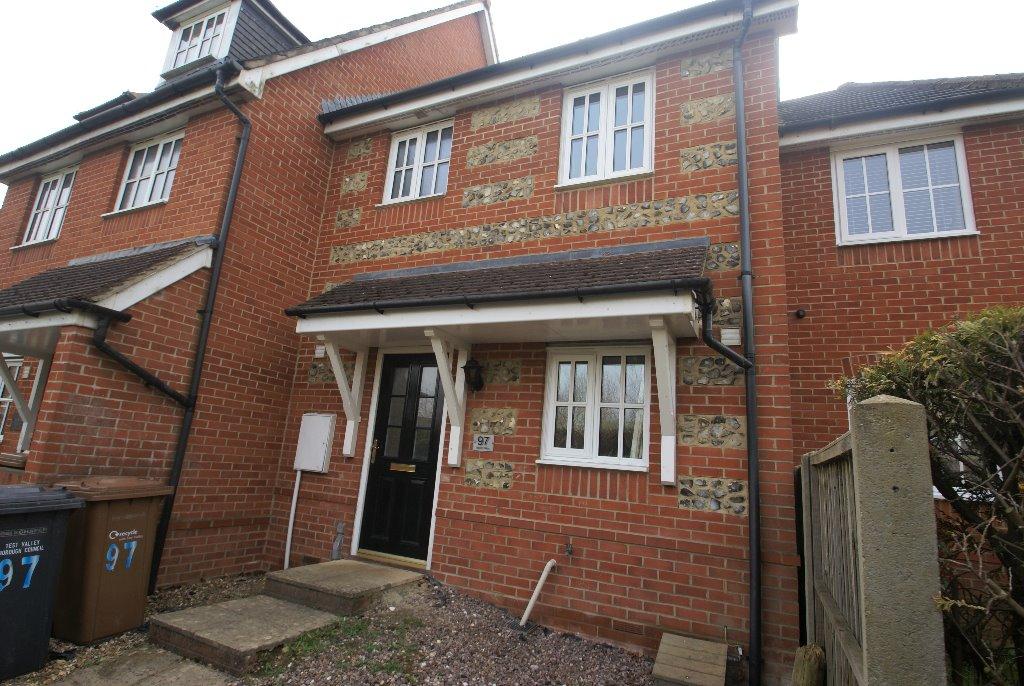 Berry Way, Burghclere Down, Andover, SP10 3 bed terraced house £1,300