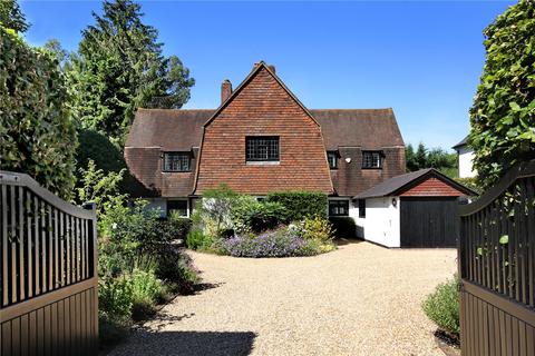 4 Furzefield Road, Beaconsfield, HP9 1PQ