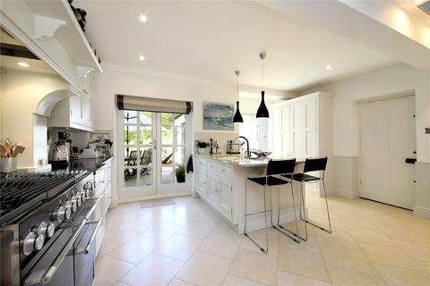 4 Furzefield Road, Beaconsfield, HP9 1PQ