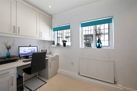 4 Furzefield Road, Beaconsfield, HP9 1PQ
