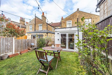 Flat 2, 30 Burford Road, London, SE6 4DE