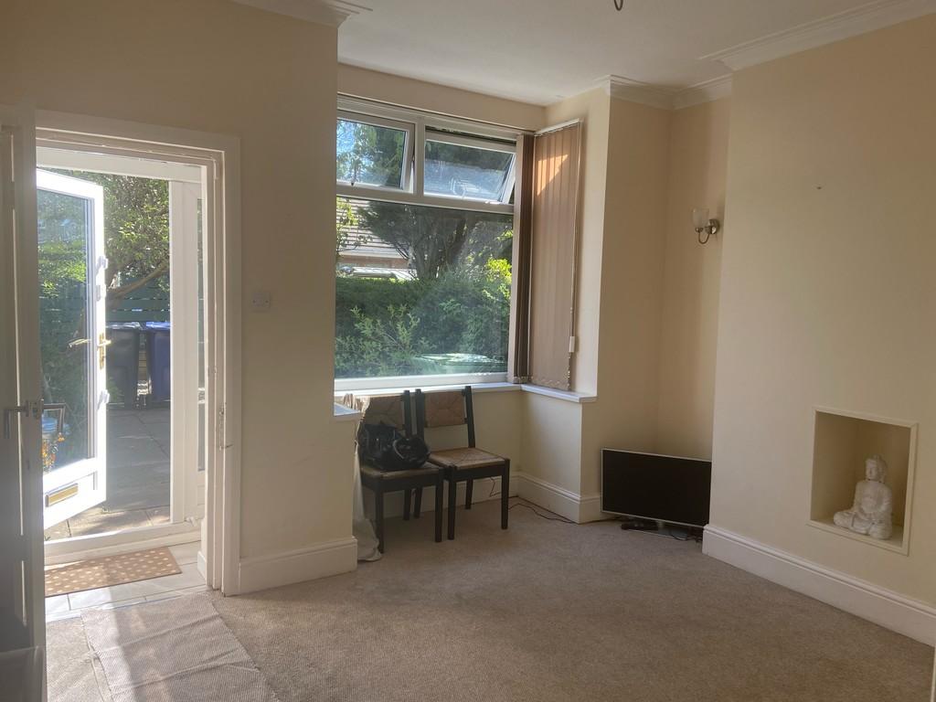 Elm Gardens, Cleethorpes 2 bed end of terrace house £525 pcm (£121 pw)