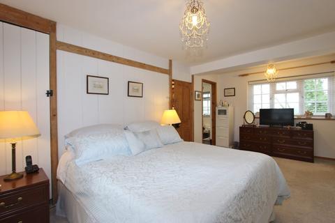 Butts Cottage Dover Road, Ringwould, Deal, CT14 8HF