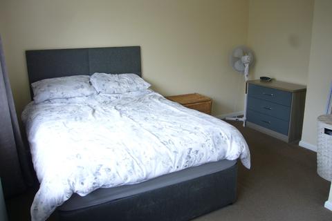 12 Arran Close, Wallington, SM6 8BT