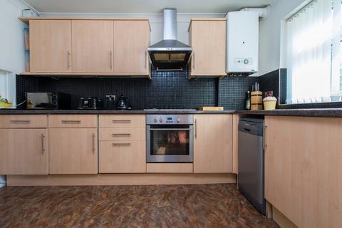 12 Arran Close, Wallington, SM6 8BT