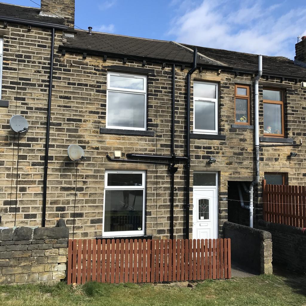 Wellington Street, Lindley, West Yorkshire, HD3 2 bed terraced house